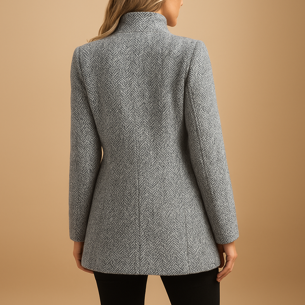 Black Blazer for Women - Elegant Tailored Fit | Lianne 2